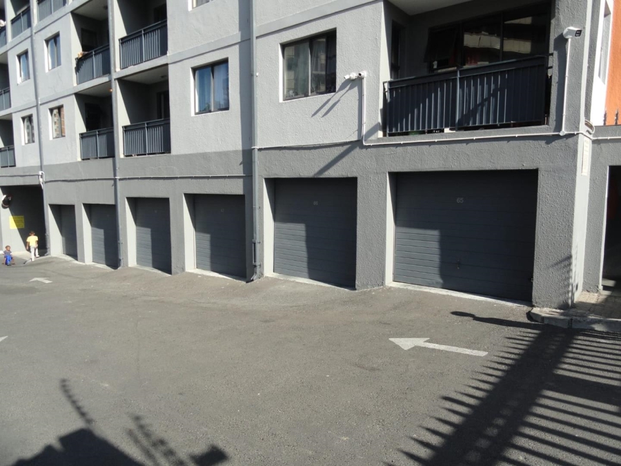 2 Bedroom Property for Sale in Bellville Park Western Cape